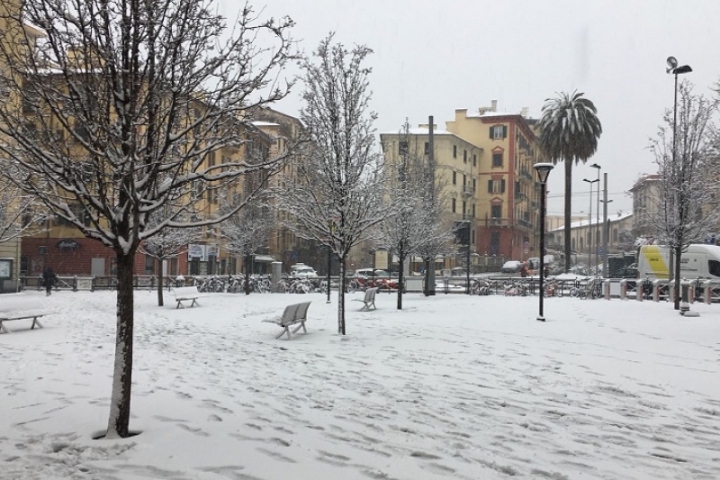 Allerta meteo per neve nel centro-ponente della Liguria