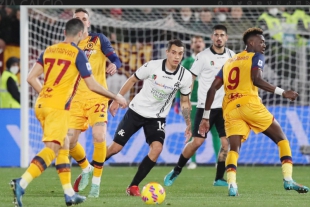 Spezia sconfitto dalla Roma grazie ad un rigore in pieno recupero