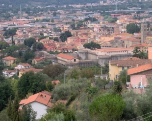 Comitato Sarzana, che botta!: “Su via Muccini e piazza Terzi Caleo e Botta si tirano fuori. Alla fine sarà colpa del Comitato?”