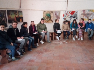 Varese Ligure, gli studenti inaugurano la mostra &quot;Animalia&quot; (foto)