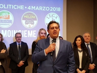 &quot;Se Traversi non sa che il suo Ministero è responsabile delle autostrade il paese è nei guai&quot;