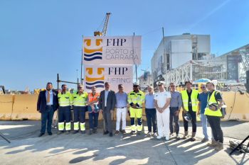 100 persone e 70.000 ore di lavoro: imbarcato nel porto di Carrara un modulo di 2.800 tonnellate