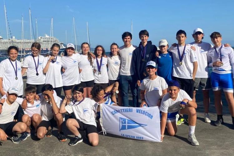 7 ori, 5 argenti e 4 bronzi per la Canottieri Velocior al secondo meeting nazionale giovanile di San Miniato