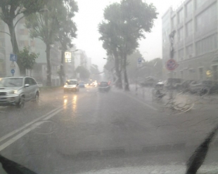 A mezzogiorno scatta l&#039;allerta meteo