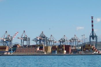 Arrestati due operatori portuali che spacciavano droga all&#039;interno del Porto