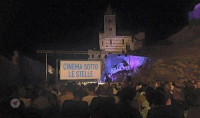 Agosto, arena sotto le stelle di Porto Venere