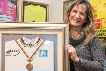 Edita Pucinskaite al Museo del ciclismo