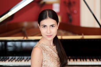 &quot;Concerti a Teatro&quot;, Alexandra Dovgan al Teatro degli Impavidi di Sarzana