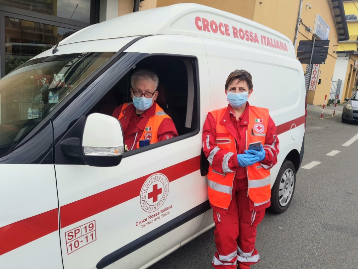 La Croce Rossa raccoglie mascherine da aziende e privati per aiutare l&#039;ospedale