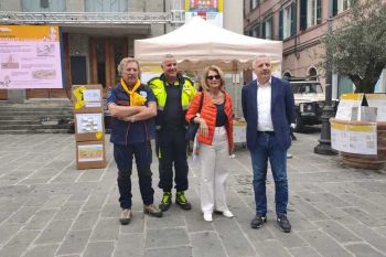 Emergenza idrica, la Protezione Civile in piazza con uno stand informativo