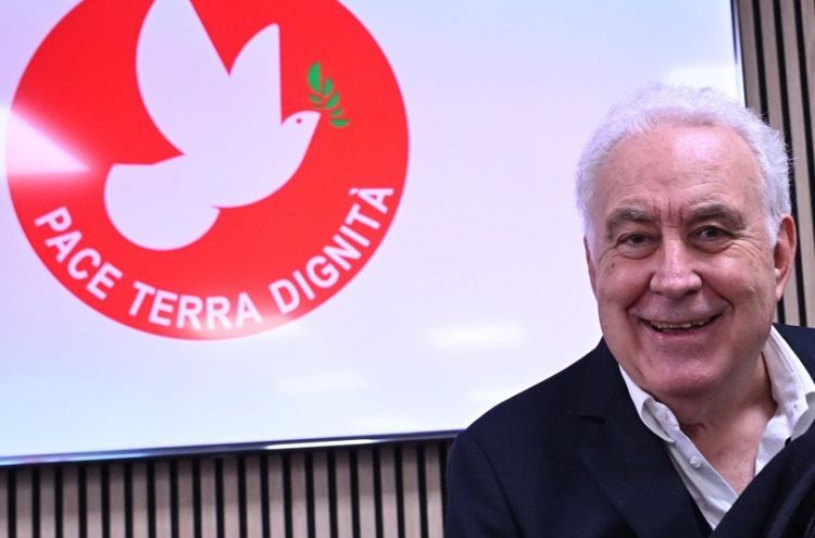 Michele Santoro alla Spezia a sostegno della lista &quot;Pace Terra e Dignità&quot;