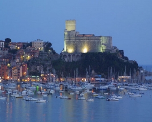 Venerdì anche Lerici si illumina di meno. Castello al buio per due ore