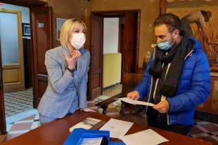 Il presidente del Canale Lunense Francesca Tonelli e l&#039;assessore regionale all&#039;agricoltura Alessandro Piana