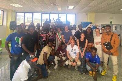 Centro di Accoglienza Migranti di Santo Stefano in festa per i primi risultati scolastici e lavorativi ottenuti