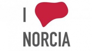 Le maglie del centenario all&#039;asta per &quot;I Love Norcia&quot;