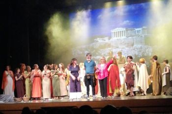 Gli studenti del Liceo Costa sono tornati sul palcoscenico del Teatro Civico