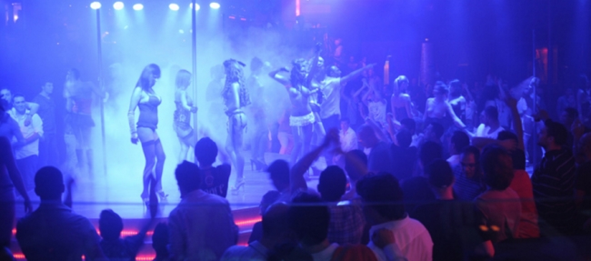 Lap dance, Night Club Pisa. Sexy Disco Excelsior