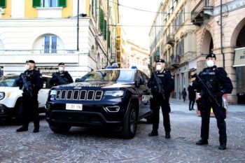 I Carabinieri schierano i reparti specializzati per vigilare sulla fiera di San Giuseppe
