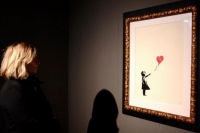 Banksy alla Cittadella: prorogata fino al 13 giugno la mostra dedicata al misterioso artista britannico