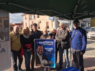 Primo gazebo della Lega sul territorio di Bolano