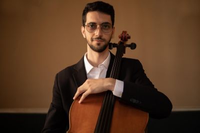 Il celebre violoncellista Daniele Lorefice apre &quot;Domeniche in Musica 2023&quot;