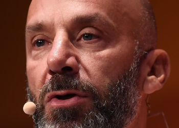 Addio a Gianluca Vialli, Toti: &quot;Ricorderemo la tua forza e la tua eleganza&quot;