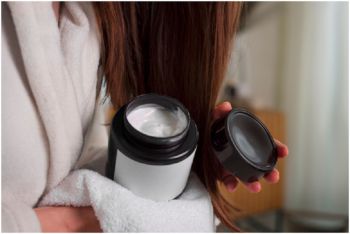 Migliori maschere per capelli del 2024: 5 più nutrienti per ripristinare i capelli rovinati