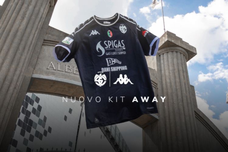 Lo stadio &#039;Alberto Picco&#039; protagonista della nuova maglia away dello Spezia