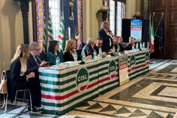 Cisl e Adiconsum contro gli aumenti delle tariffe: acqua e aree di sosta al centro dell&#039;incontro