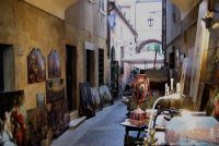 Kermesse ferragostana a Sarzana: dal 5 al 20 agosto antiquariato, arte e grandi eventi nel centro storico