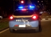 Per fuggire travolge i poliziotti con l&#039;auto, arrestato 29enne