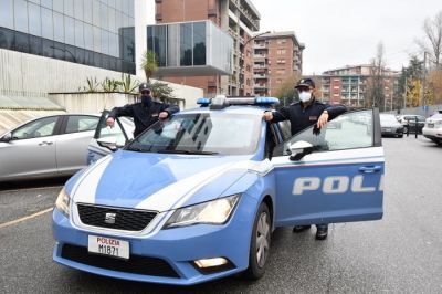 Disturbo della quiete pubblica in via Saponiera, interviene la Polizia di Stato