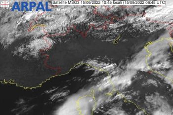 Allerta gialla, chiusura anticipata alle 13.00