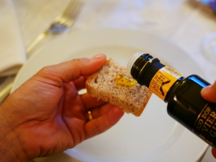 Il nuovo Patto di Filiera dell’olio DOP Riviera Ligure aggiorna i prezzi per le olive e l&#039;olio sfuso