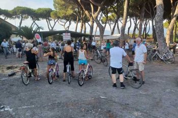 &quot;La &#039;biciclettata&#039; organizzata a Marinella da Italia Nostra e da Legambiente&quot;