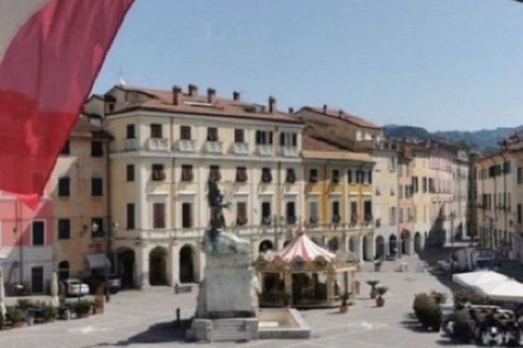 piazza Matteotti, Sarzana