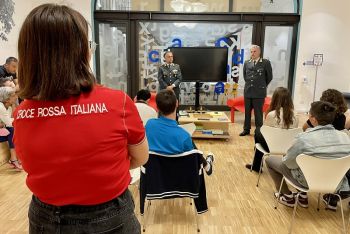 Cyberbullismo, dipendenza da smartphone e bimbi iperattivi: in Accademia un incontro pubblico organizzato da Croce Rossa
