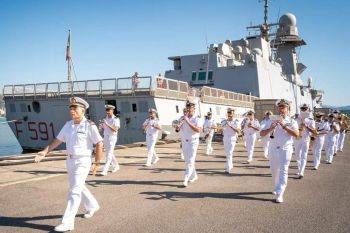 Il concerto della Fanfara del Comando Interregionale Marittimo Nord alla Golfo dei Poeti Cup