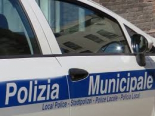 Perchè il Comandante della Municipale di Lerici va a Sarzana?