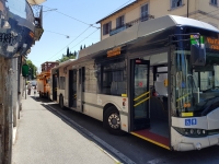 Si rompe l&#039;asta della corrente, bus Atc perde l&#039;alimentazione e si ferma (foto)