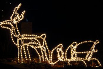 Decorazioni natalizie nei Comuni, Federalberghi: &quot;Investimento giusto per cittadini e turisti&quot;