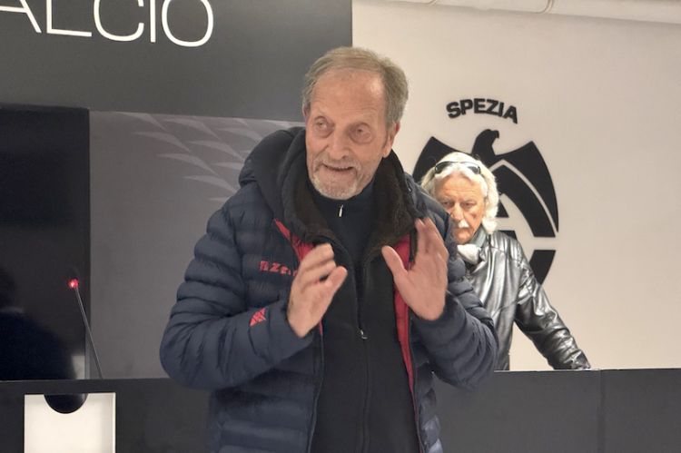 Renzo Ulivieri ha premiato gli allenatori spezzini: 