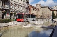 Un bus Atc in piazza Verdi