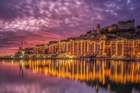 Il borgo di Porto Venere con le luminarie accese