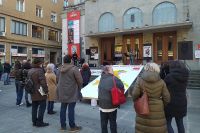 In Piazza Mentana il camper dei diritti di FLC CGIL