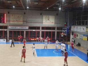 Basket, un&#039;altra trasferta per la Tarros