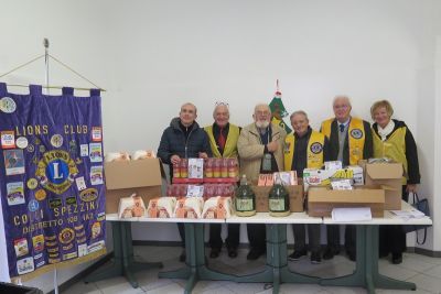 Il Lions Club &quot;Colli Spezzini&quot; dona generi alimentari a &quot;Missione 2000&quot;