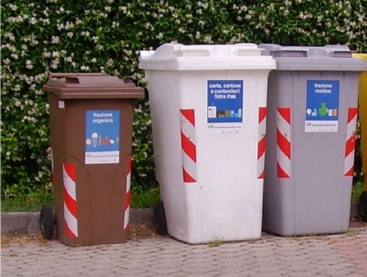 Arcola, servizi aggiuntivi di raccolta rifiuti durante le festività