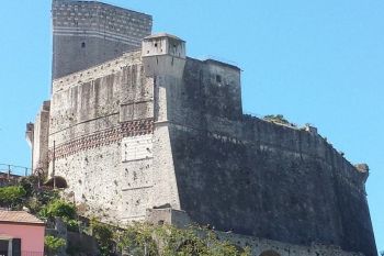 Al Castello di Lerici l’arte della pietra a secco in mostra, dal 25 ottobre