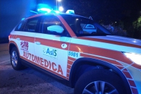24enne si ribalta con l&#039;auto a Fiumaretta e finisce in pronto soccorso
